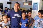 Entrega dos Kits no Projeto 'Um Chute Para o Futuro'